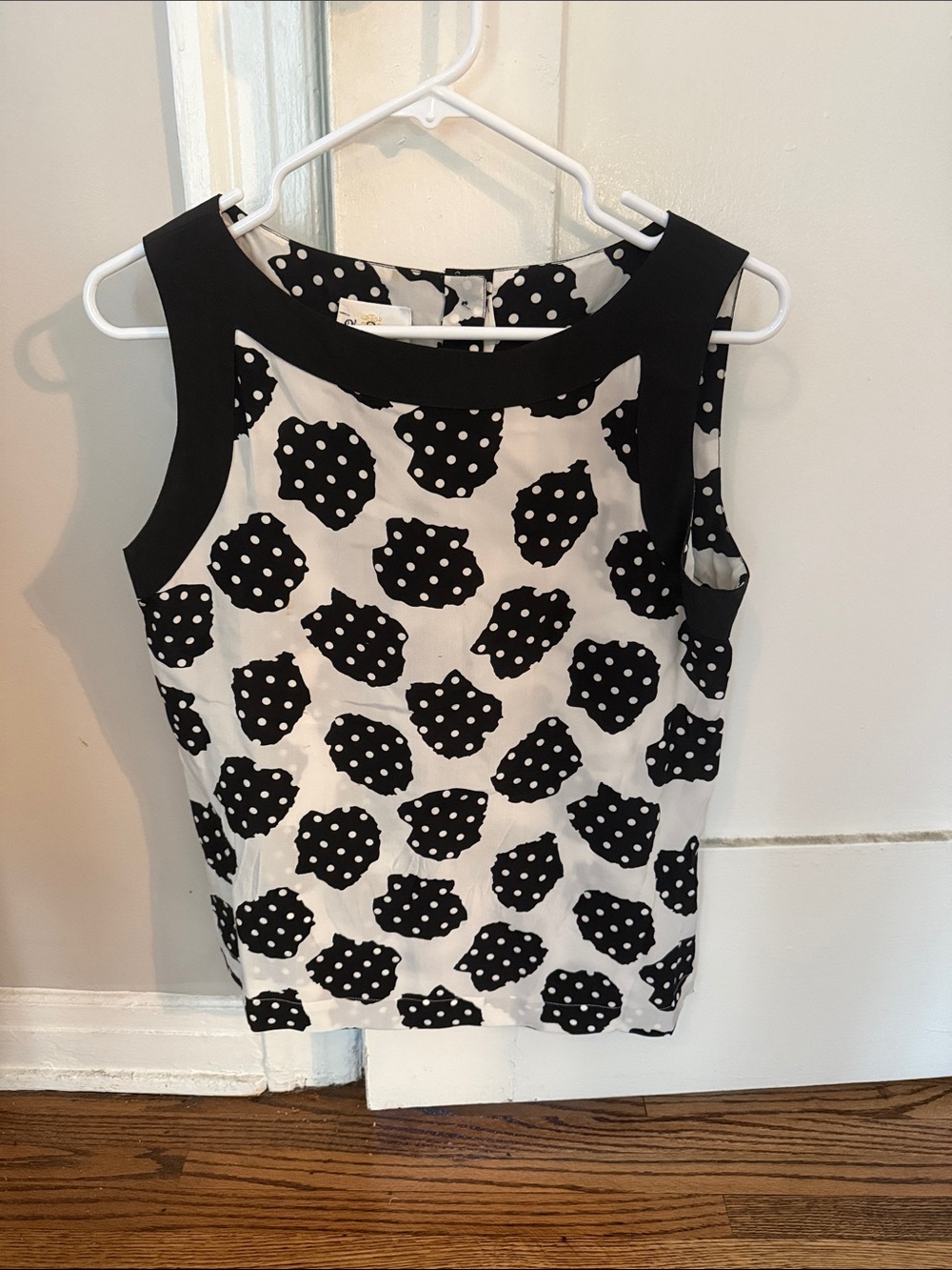 Black & White Polka Dot Sleeveless Top 100 % silk